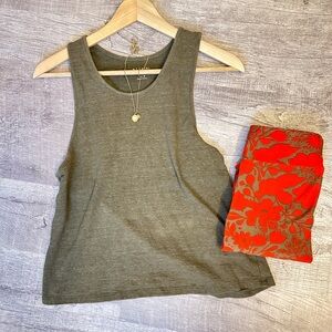 Miles by Madewell tank tee with matching leggings size M